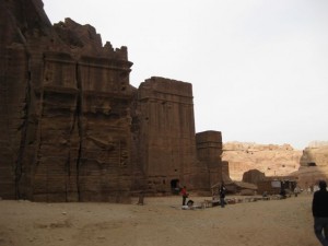 More tombs carved into the walls.