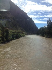 Urubamba river flowing through the Sacred Valley